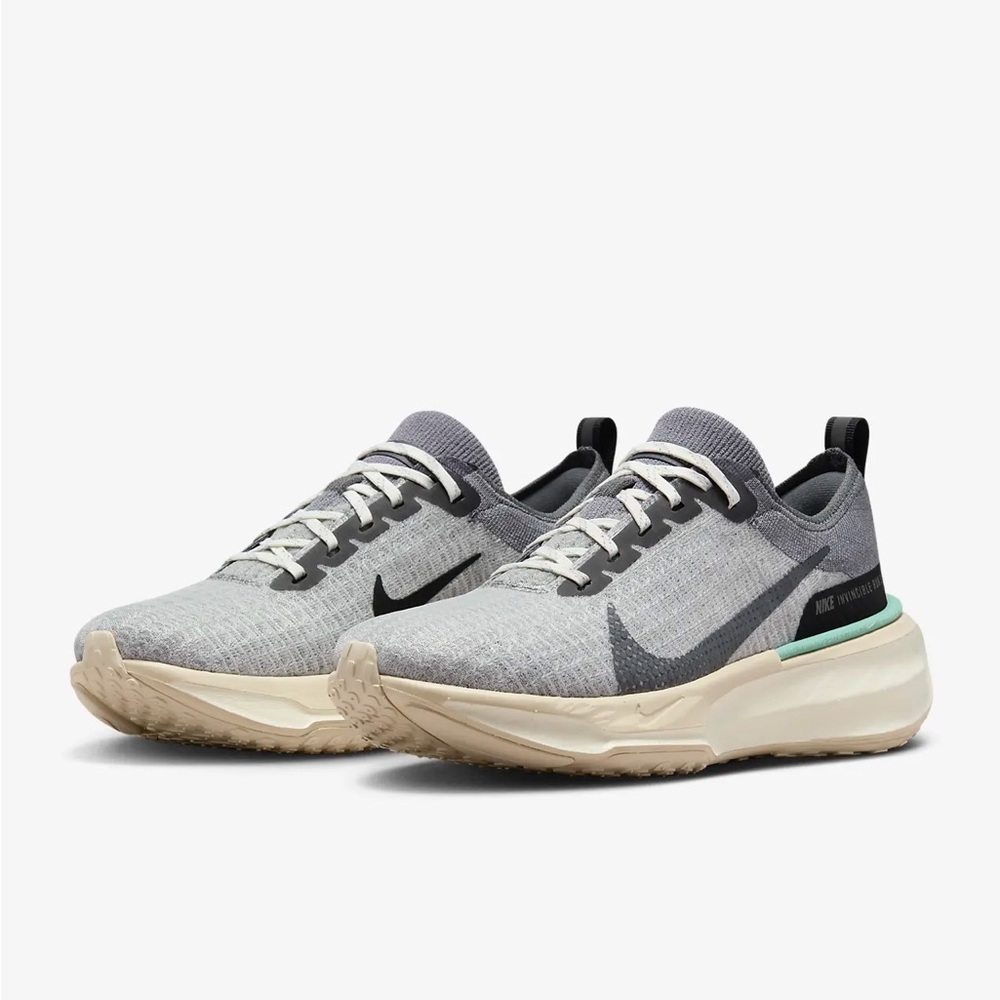 NWOT Nike ZoomX Invincible Run 3 (Men’s 8.5)